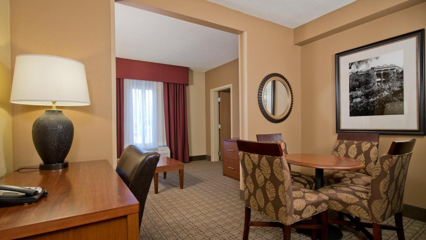Russell Inn And Suites ستاركفيل المظهر الخارجي الصورة
