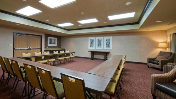 Russell Inn And Suites ستاركفيل المظهر الخارجي الصورة